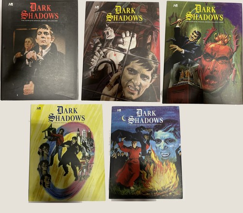 Dark shadows comic series - dark,